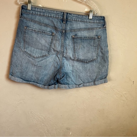 Old Navy Button Fly Rolled Hem Denim Shorts - Picture 6 of 7